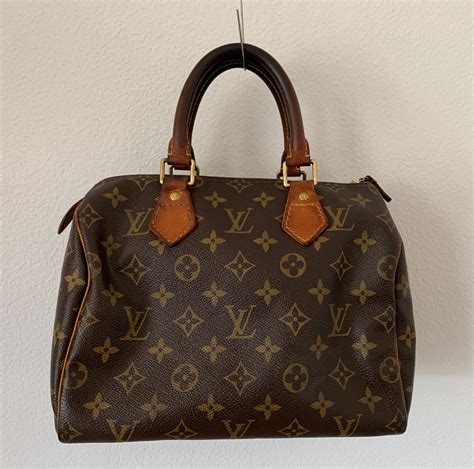 where are louis vuitton bags made